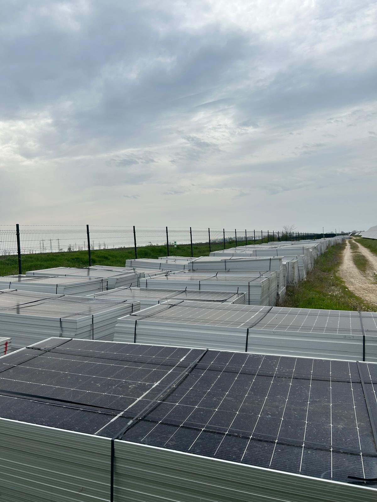 GE4A Bulgaria — rows of panels
